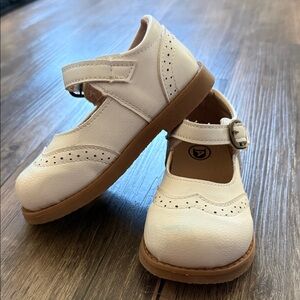 Kids White Mary Jane Shoes with Tan Sole